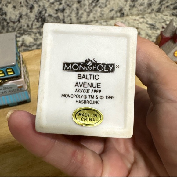 Monopoly Hinged  Trinket Boxes -1999- Lot Of 4-  Hasbro - Picture 5 of 16